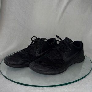 Nike Men's Black Athletic Sneakers